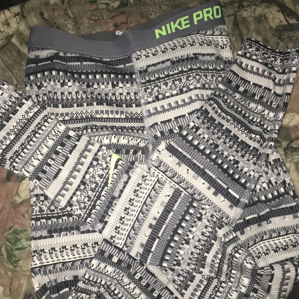 US Size small NikePro Dri-Fit leggings
